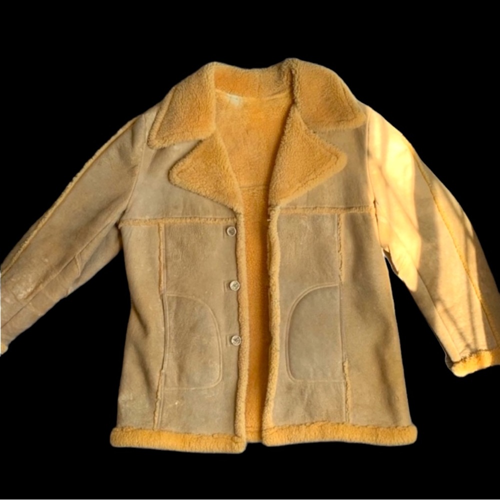 Vintage sheep fur men’s  coat yellow jacket
